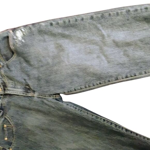 Cosmopolitan Gray Cropped Jeans - Picture 4 of 13